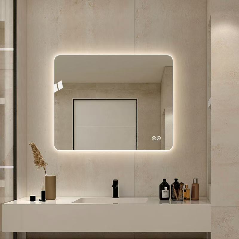 Spejl til badeværelse 100 cm bred og 80 cm højt med varme