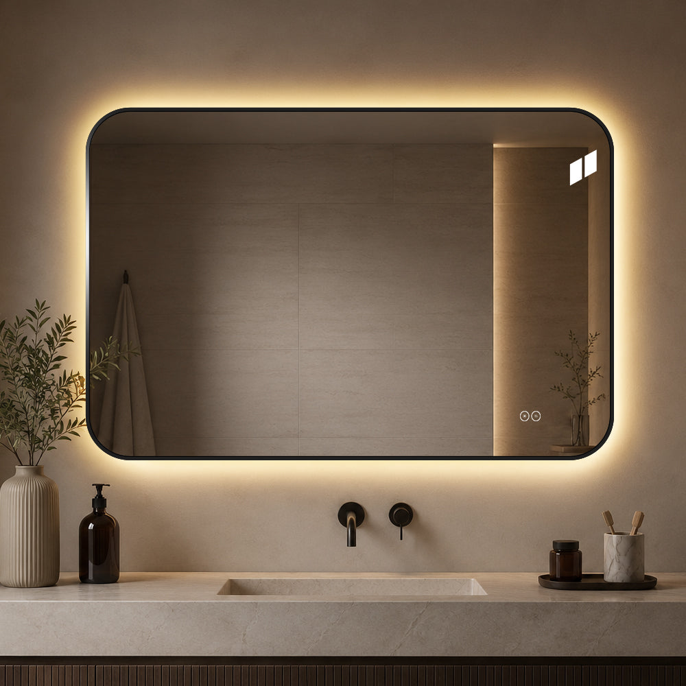 Rektangulært Spejl, med LED-lys og Antidug 120x80 cm - Sort ramme, runde hjørner